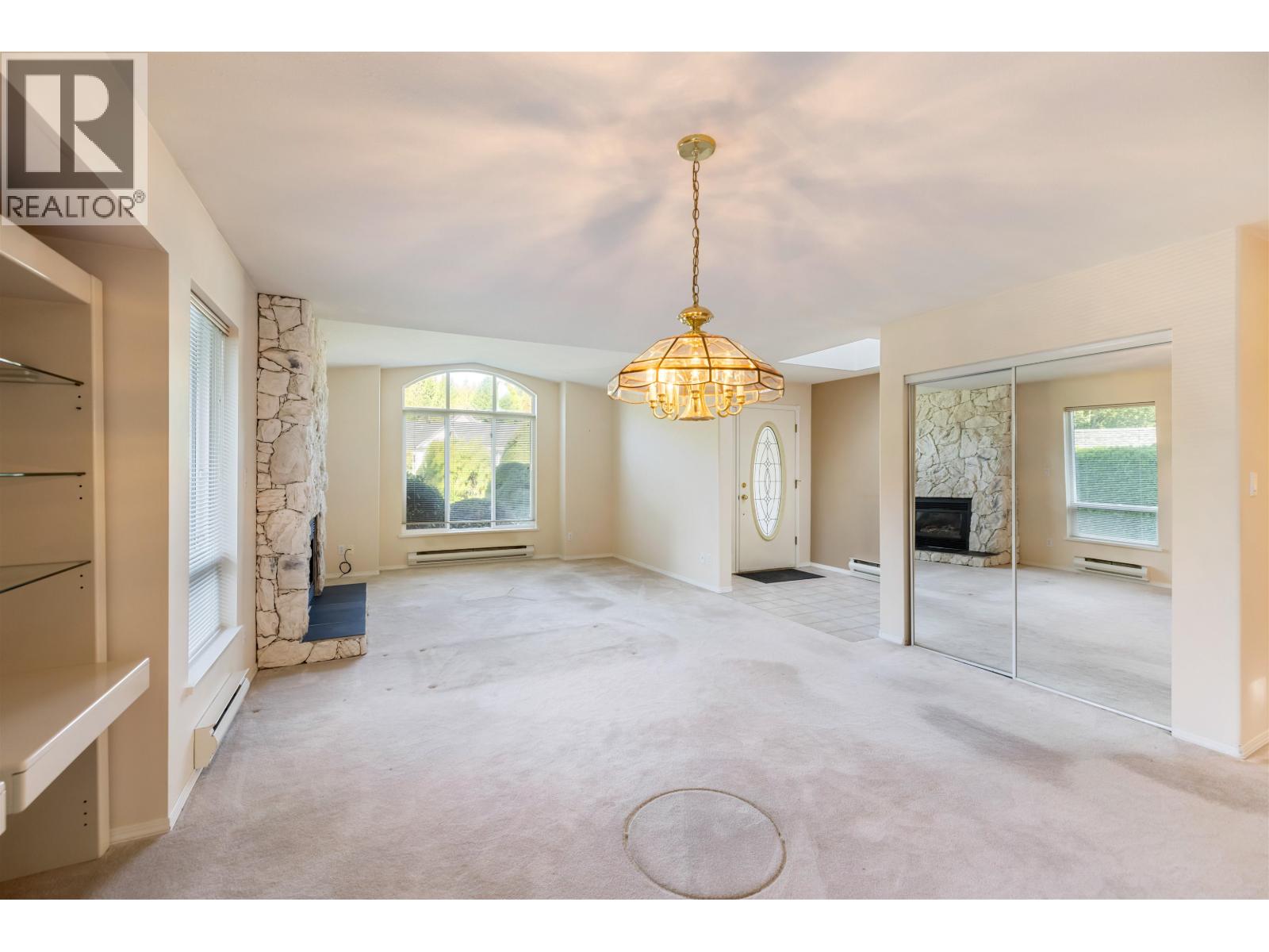 6114 S Gale Avenue, Sechelt, British Columbia  V7Z 0P9 - Photo 9 - R3065798