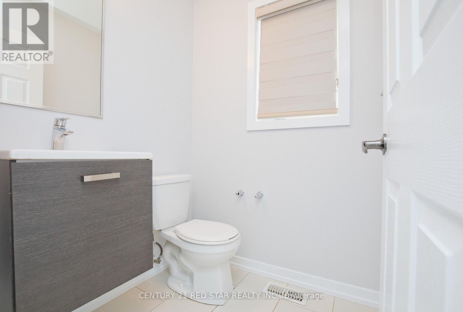 18 Golden Springs Drive, Brampton, Ontario  L7A 4N4 - Photo 20 - W12526884