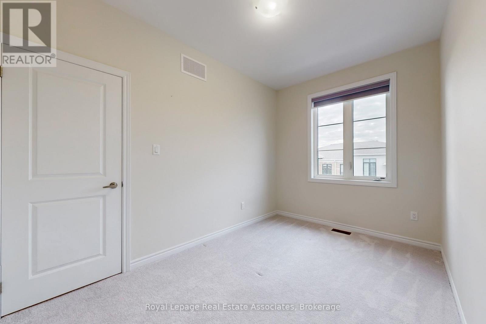1411 Oakmont Common, Burlington, Ontario  L7P 0V8 - Photo 35 - W12527998