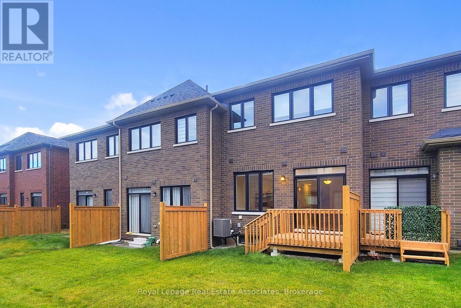 1411 Oakmont Common, Burlington, Ontario  L7P 0V8 - Photo 48 - W12527998