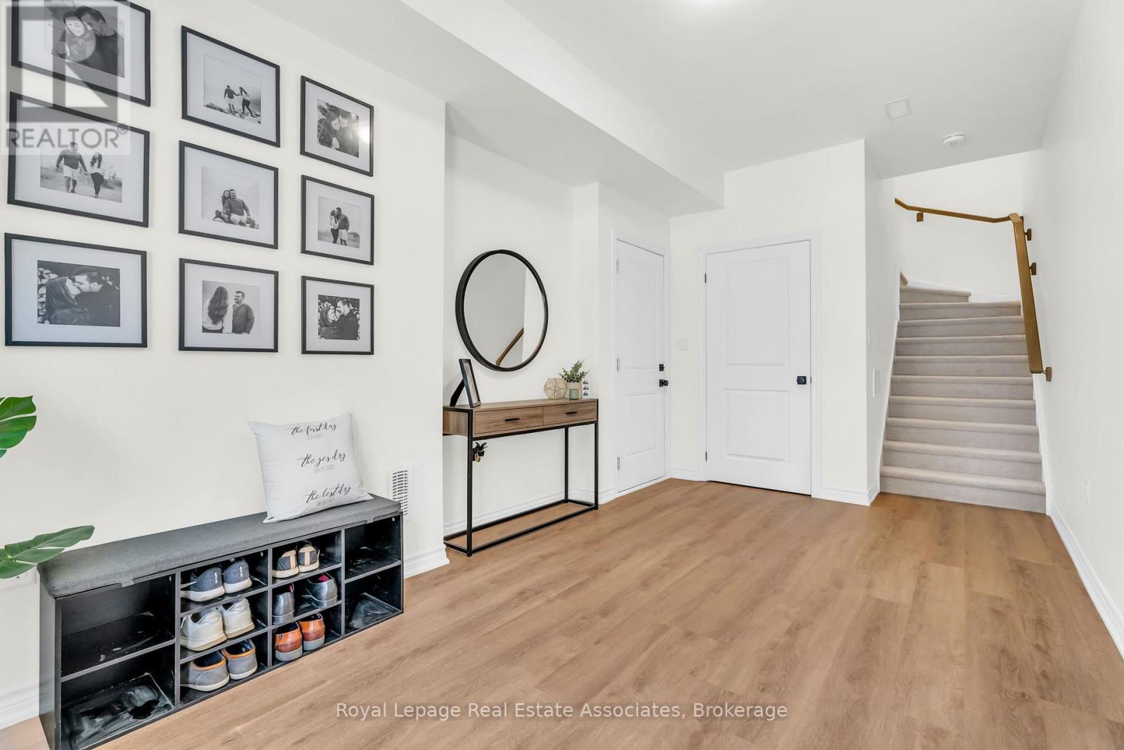 49 - 314 Equestrian Way, Cambridge, Ontario  N3E 0E4 - Photo 3 - X12518824