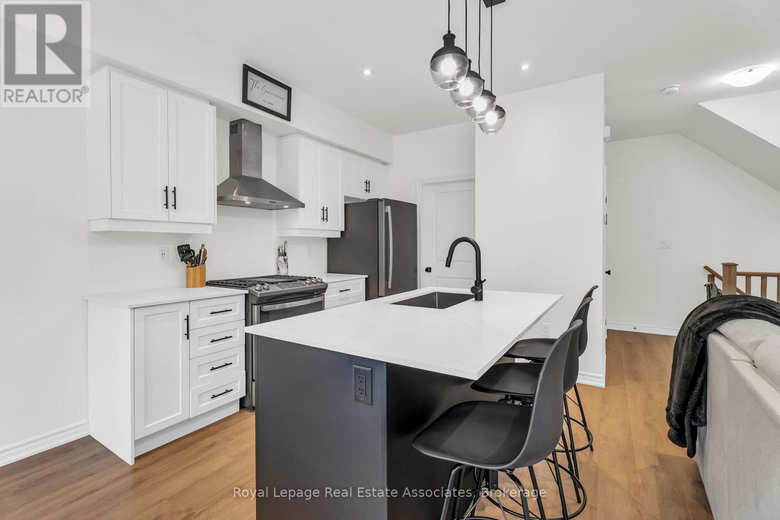 49 - 314 Equestrian Way, Cambridge, Ontario  N3E 0E4 - Photo 9 - X12518824