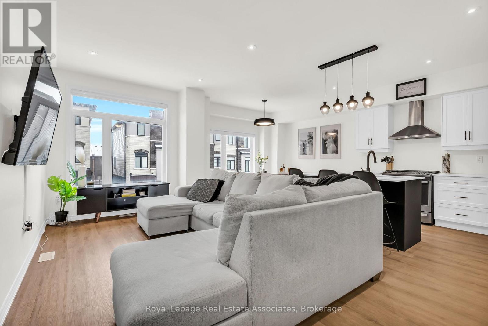 49 - 314 Equestrian Way, Cambridge, Ontario  N3E 0E4 - Photo 6 - X12518824