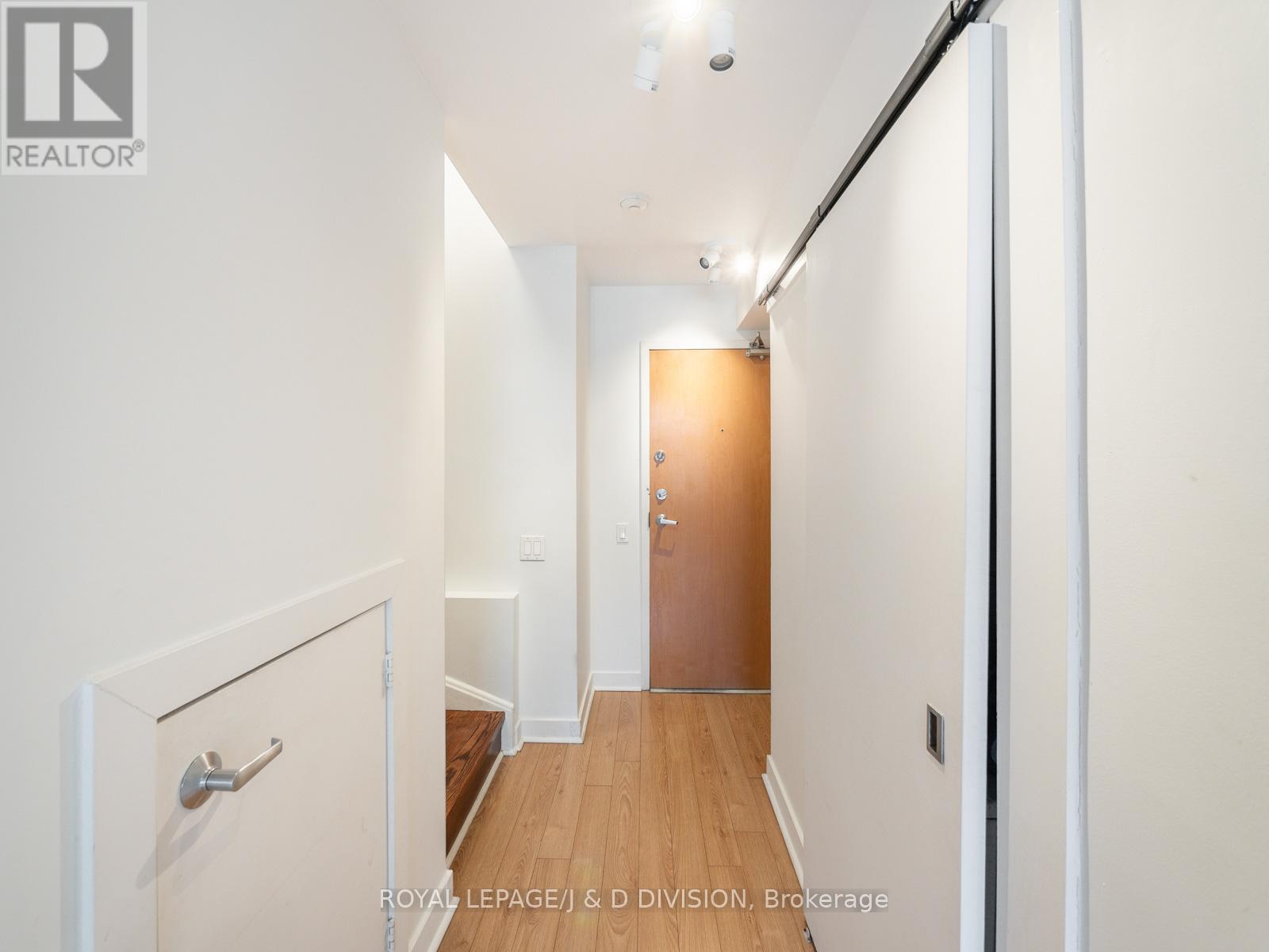 308 - 77 Lombard Street, Toronto, Ontario  M5C 3E1 - Photo 4 - C12530088