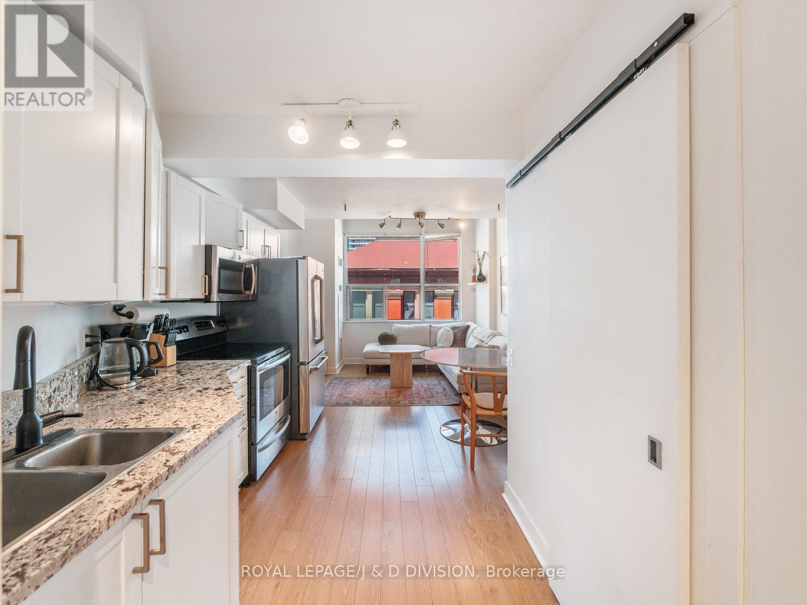 308 - 77 Lombard Street, Toronto, Ontario  M5C 3E1 - Photo 6 - C12530088