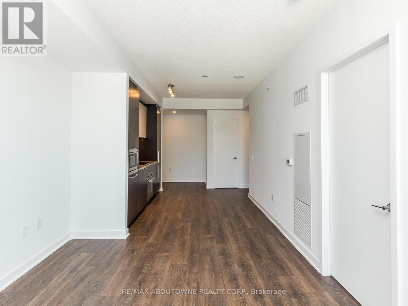 2306 - 125 Blue Jay's Way, Toronto, Ontario  M5V 0N5 - Photo 11 - C12530106