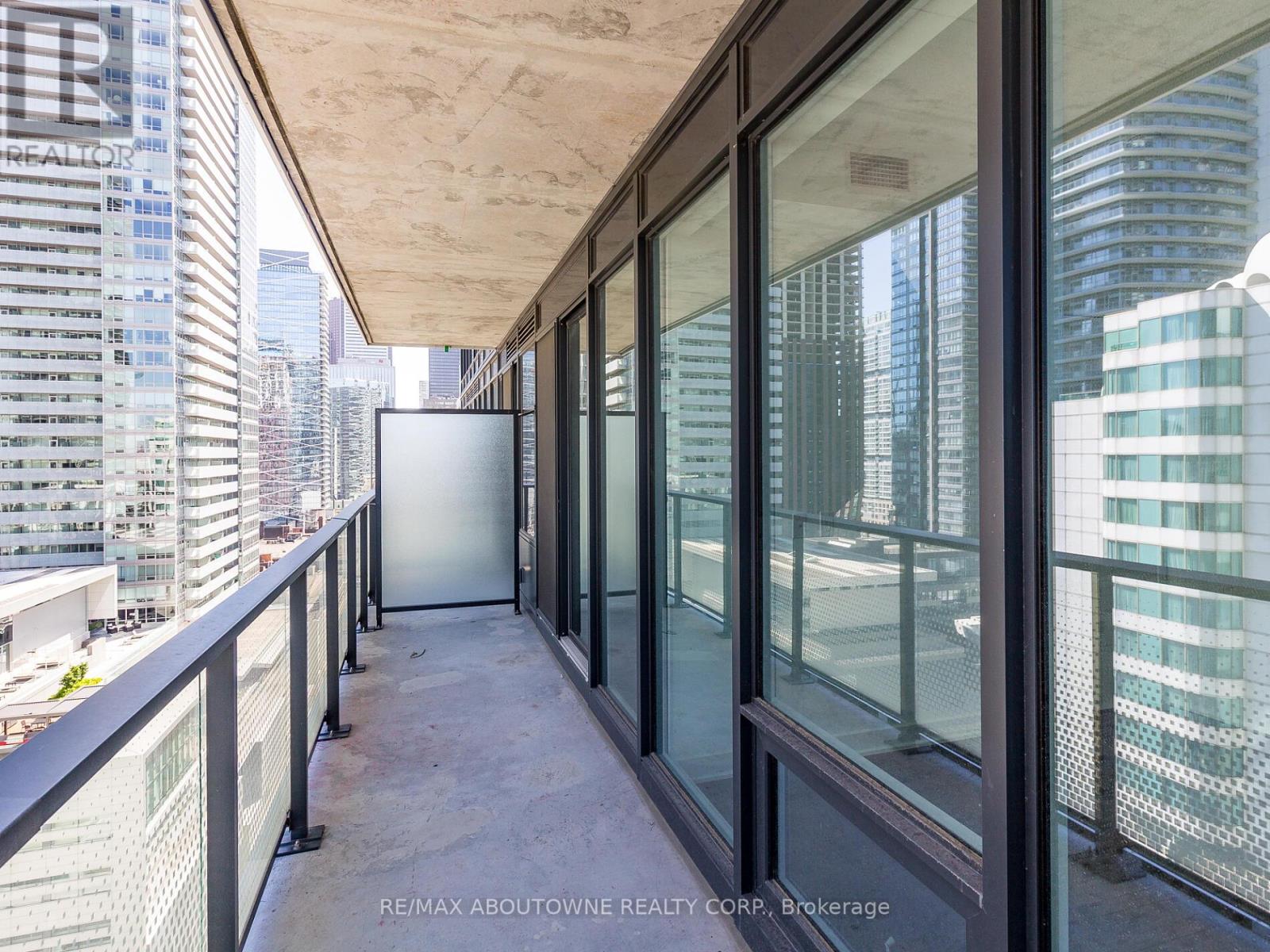 2306 - 125 Blue Jay's Way, Toronto, Ontario  M5V 0N5 - Photo 35 - C12530106