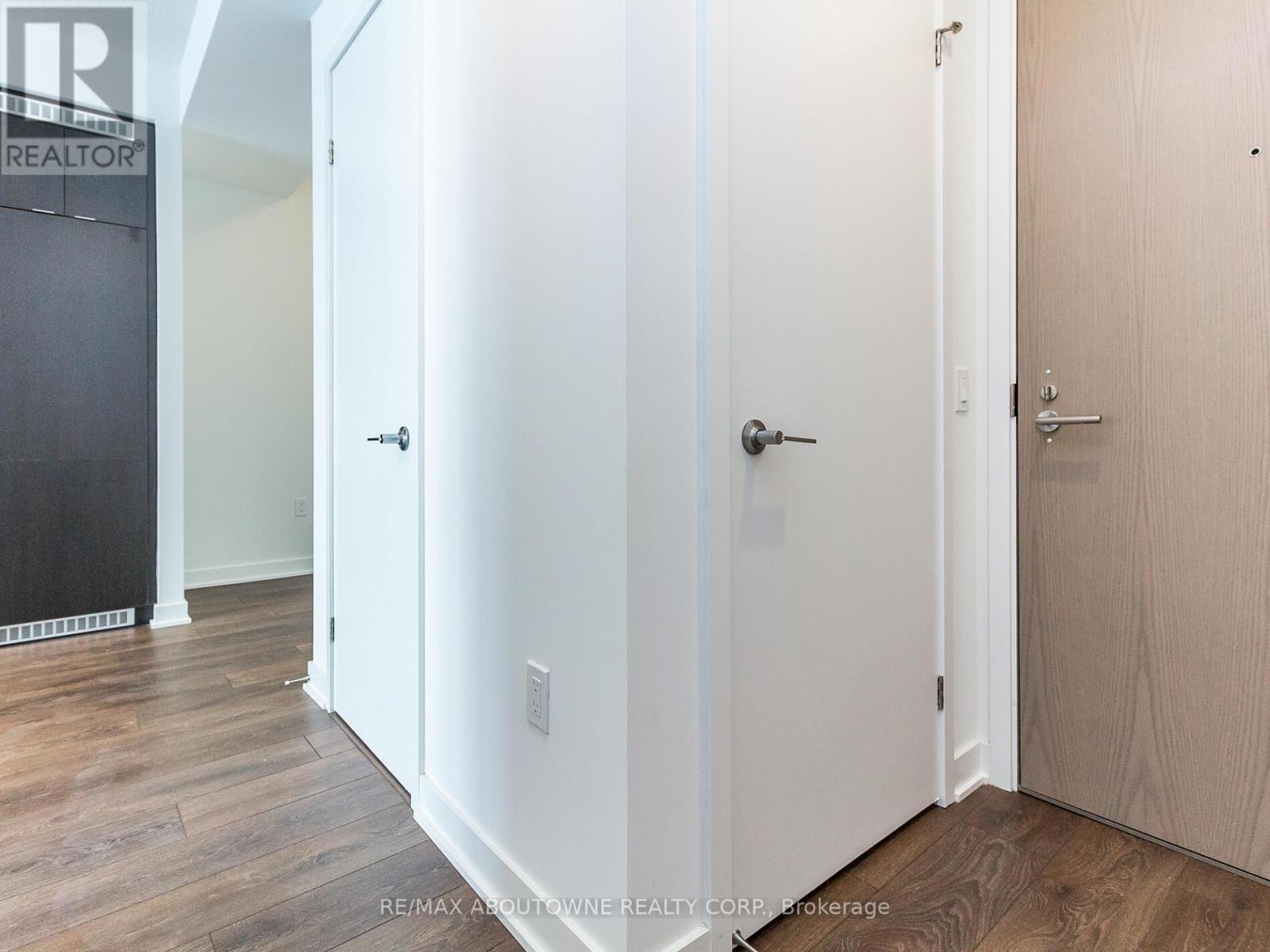 2306 - 125 Blue Jay's Way, Toronto, Ontario  M5V 0N5 - Photo 7 - C12530106