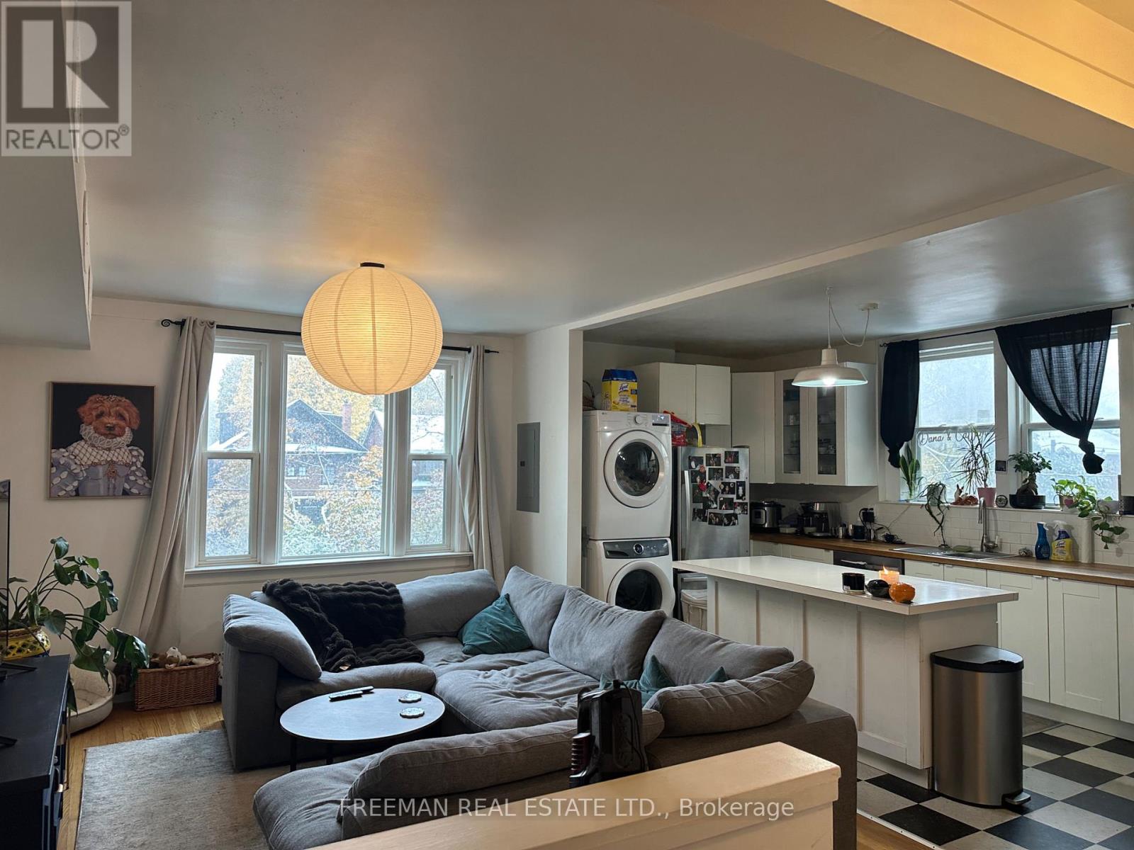 3rd Floor - 62 Austin Terrace, Toronto, Ontario  M5R 1Y6 - Photo 11 - C12530114