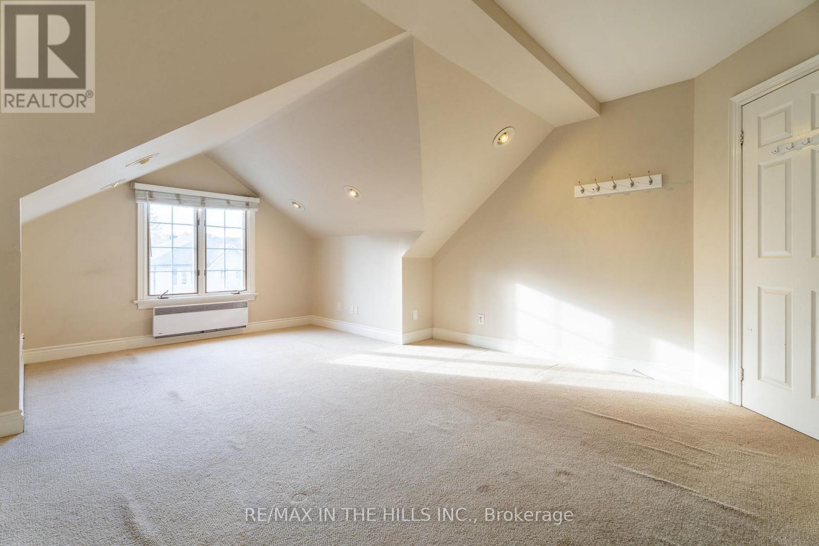 Upper Level - 165 Highbourne Road, Toronto, Ontario  M5P 2J8 - Photo 17 - C12530138