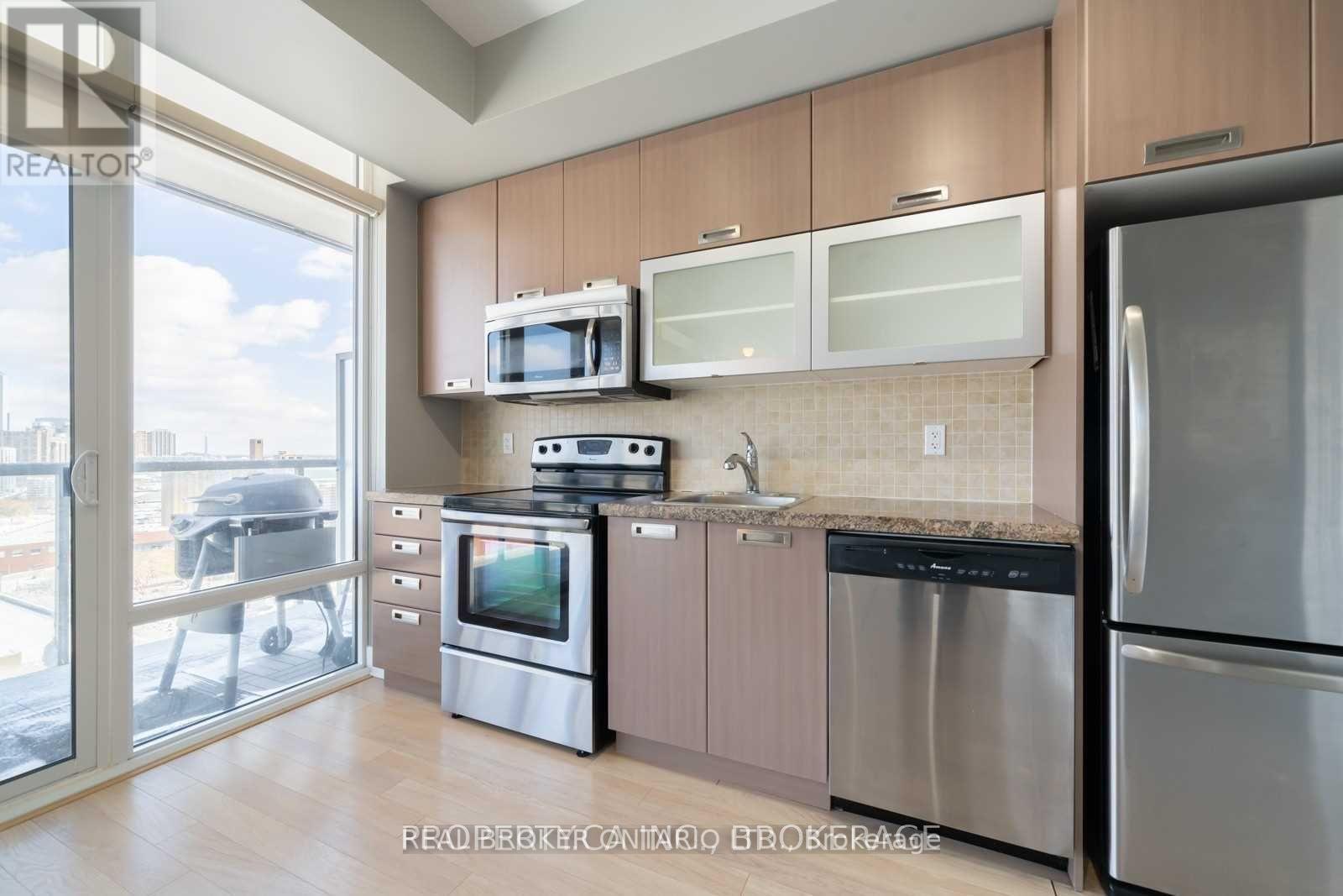 1909 - 90 Stadium Road, Toronto, Ontario  M5V 3W5 - Photo 4 - C12530144