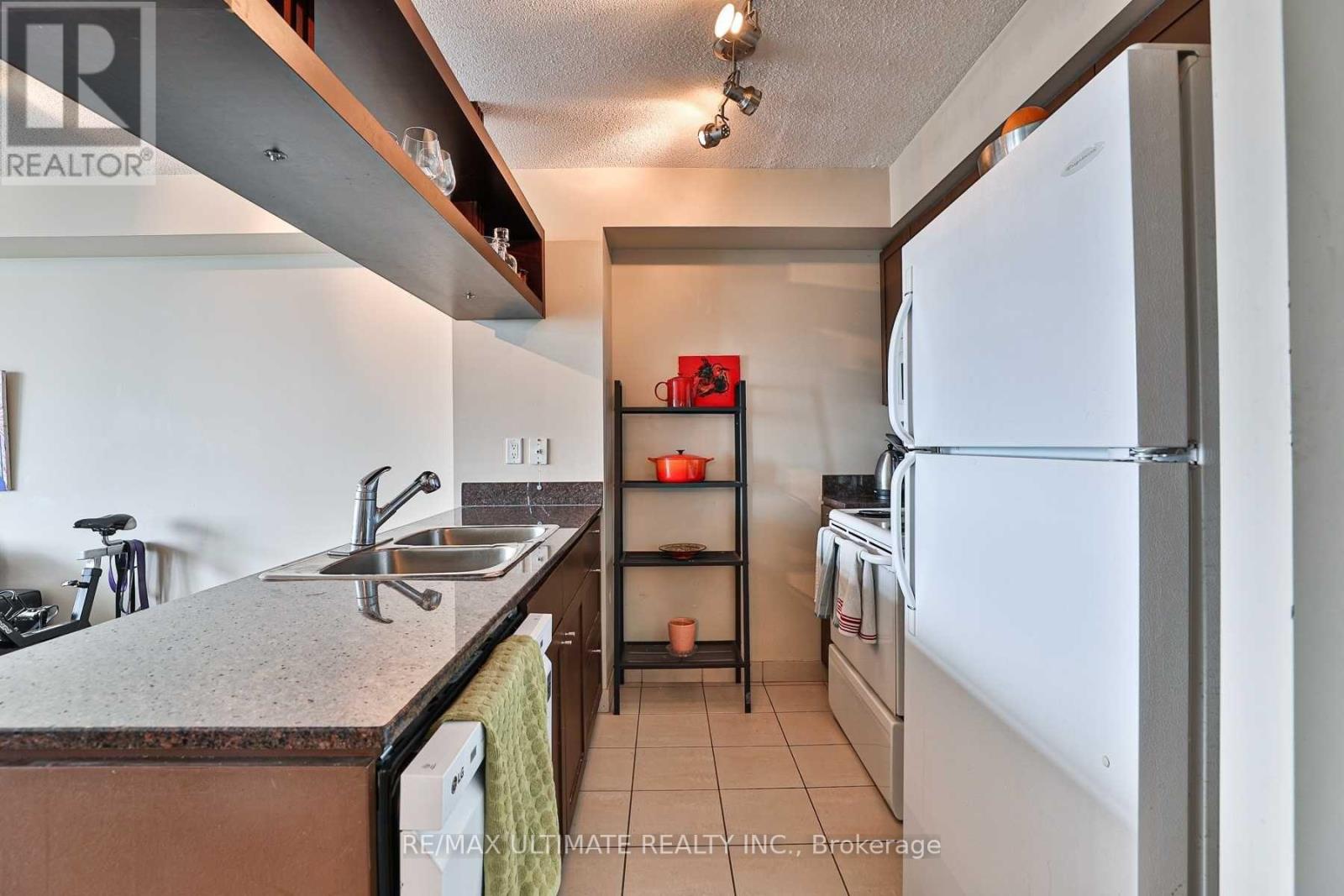 3007 - 81 Navy Wharf Court, Toronto, Ontario  M5V 3S2 - Photo 5 - C12530184