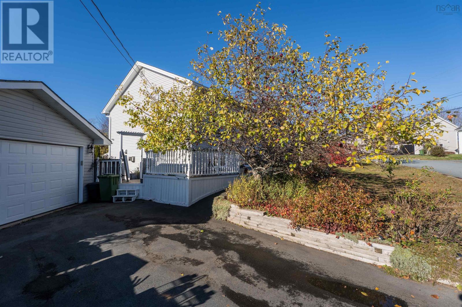 25 Lochiel Circle, Dartmouth, Nova Scotia  B2W 6H1 - Photo 32 - 202527671