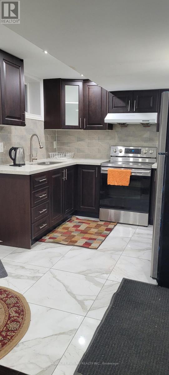 (BSMT) - 63 RIVENDELL TRAIL, Toronto, Ontario