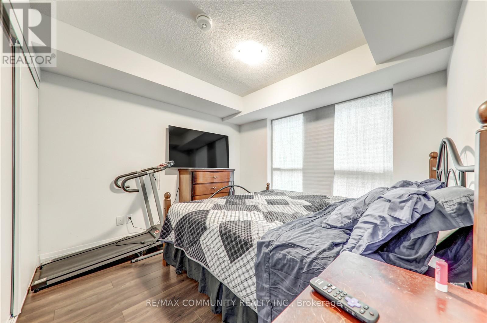 2010 - 20 Meadowglen Place, Toronto, Ontario  M1G 0A9 - Photo 21 - E12530148