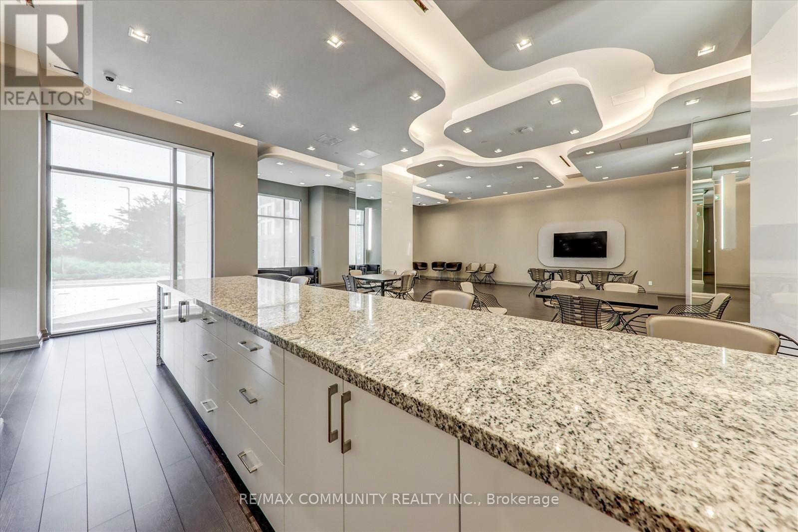 2010 - 20 Meadowglen Place, Toronto, Ontario  M1G 0A9 - Photo 28 - E12530148