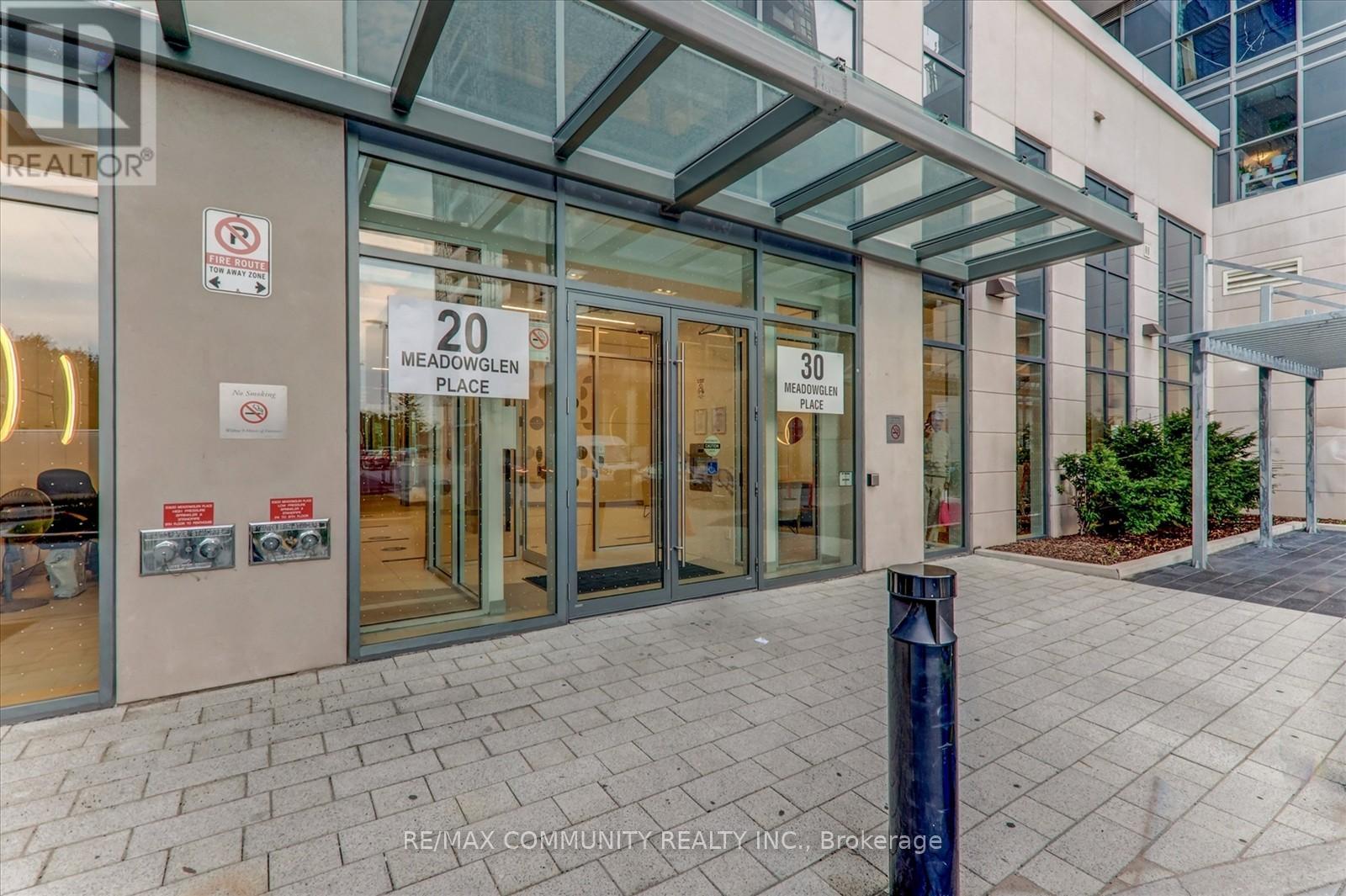 2010 - 20 Meadowglen Place, Toronto, Ontario  M1G 0A9 - Photo 6 - E12530148