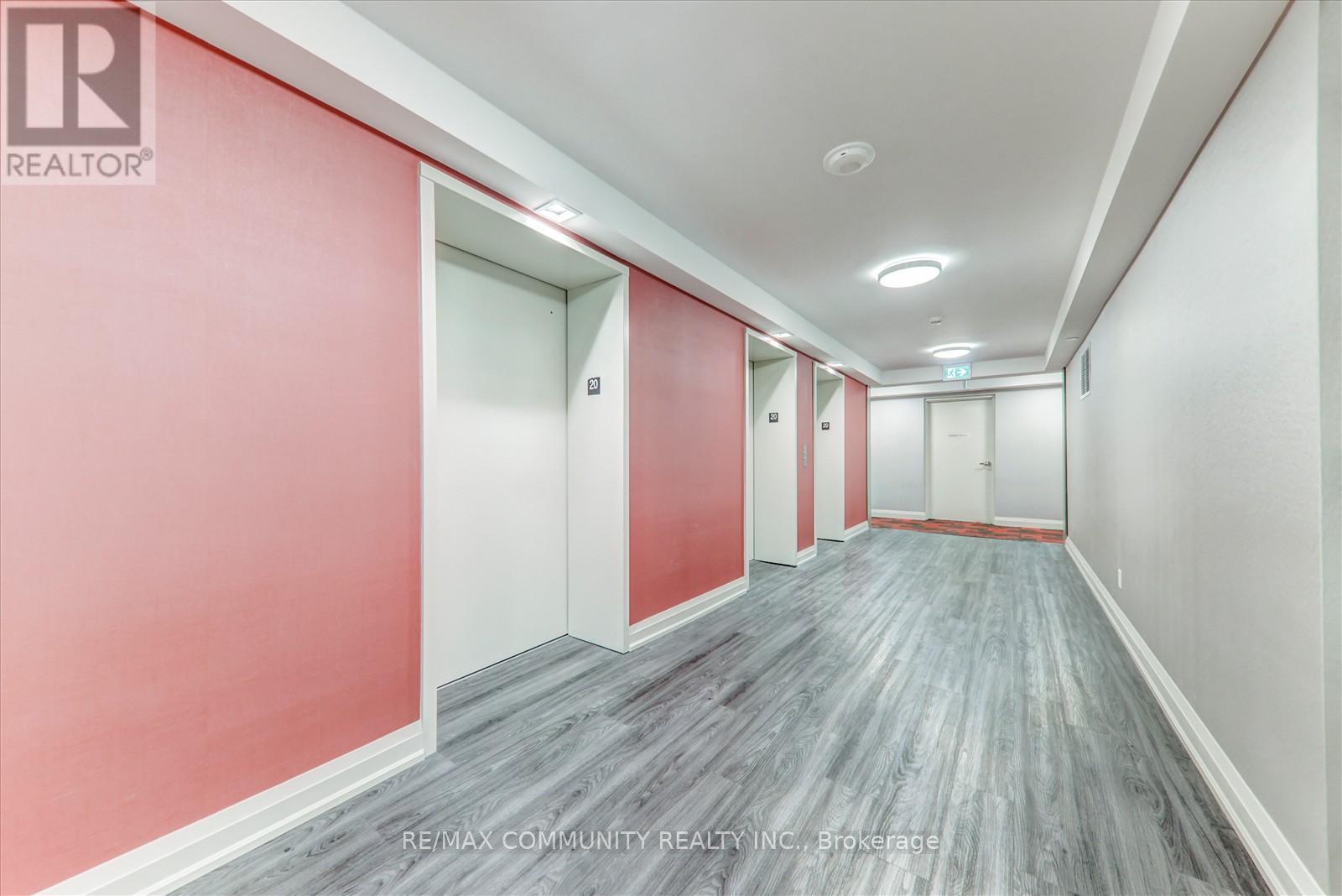 2010 - 20 Meadowglen Place, Toronto, Ontario  M1G 0A9 - Photo 7 - E12530148