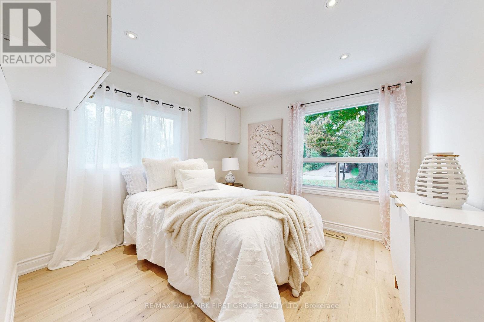 589 Marksbury Road, Pickering, Ontario  L1W 2T1 - Photo 18 - E12530164