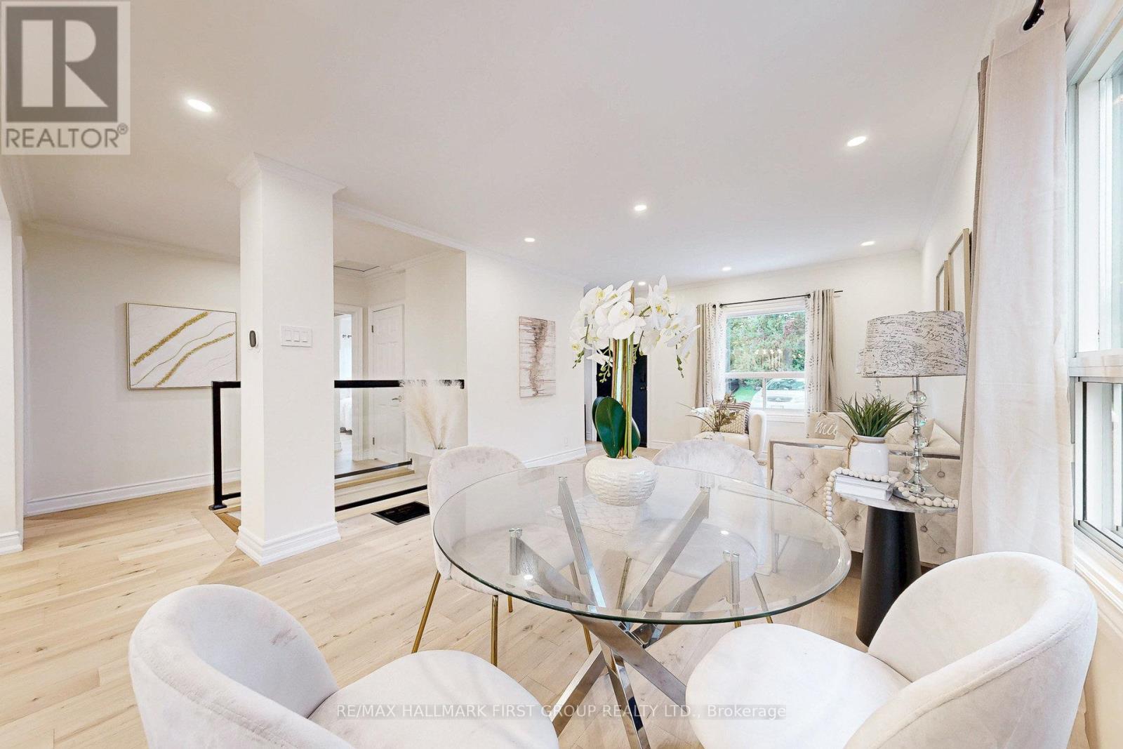 589 Marksbury Road, Pickering, Ontario  L1W 2T1 - Photo 7 - E12530164