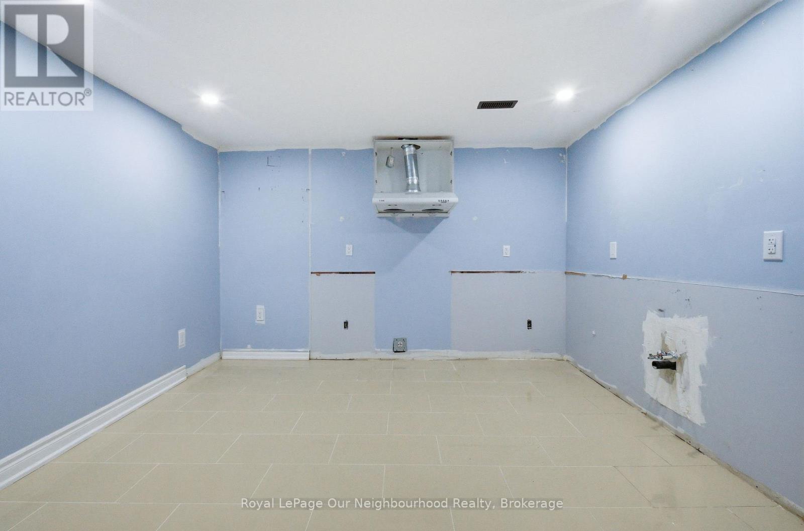 49 Rolling Acres Drive, Whitby, Ontario  L1R 2A1 - Photo 38 - E12530406