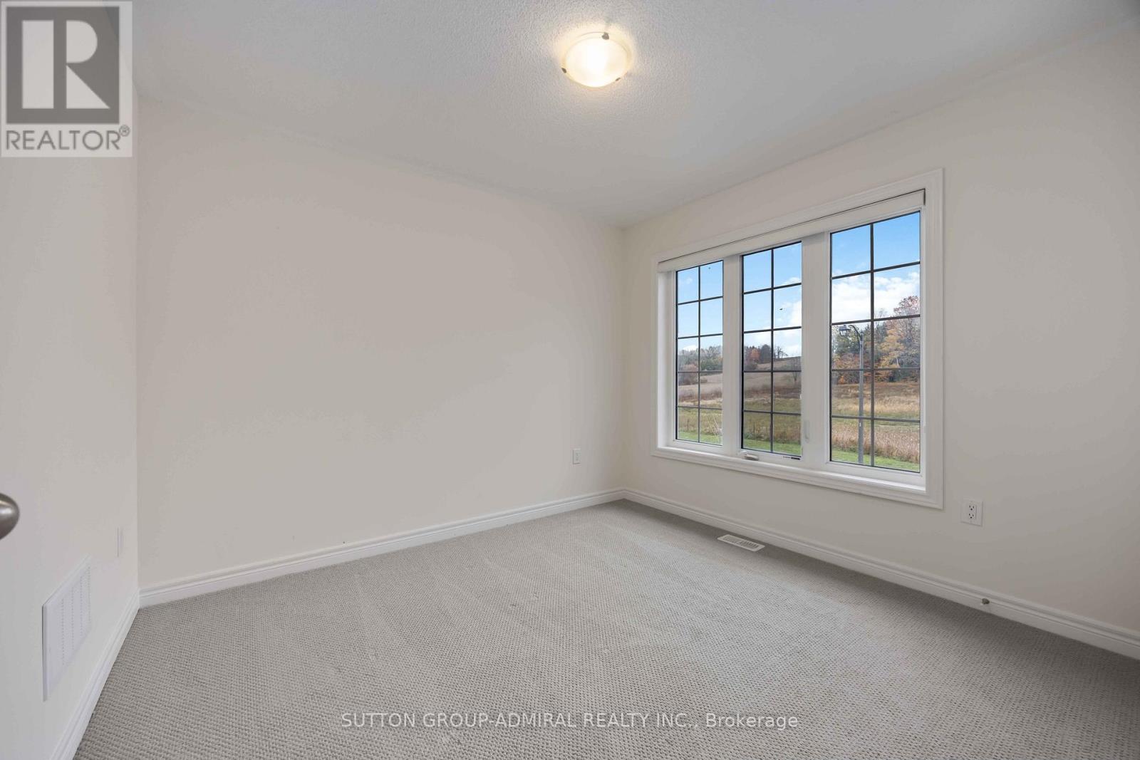 254 Silk Twist Drive, East Gwillimbury, Ontario  L9N 0V4 - Photo 14 - N12530080