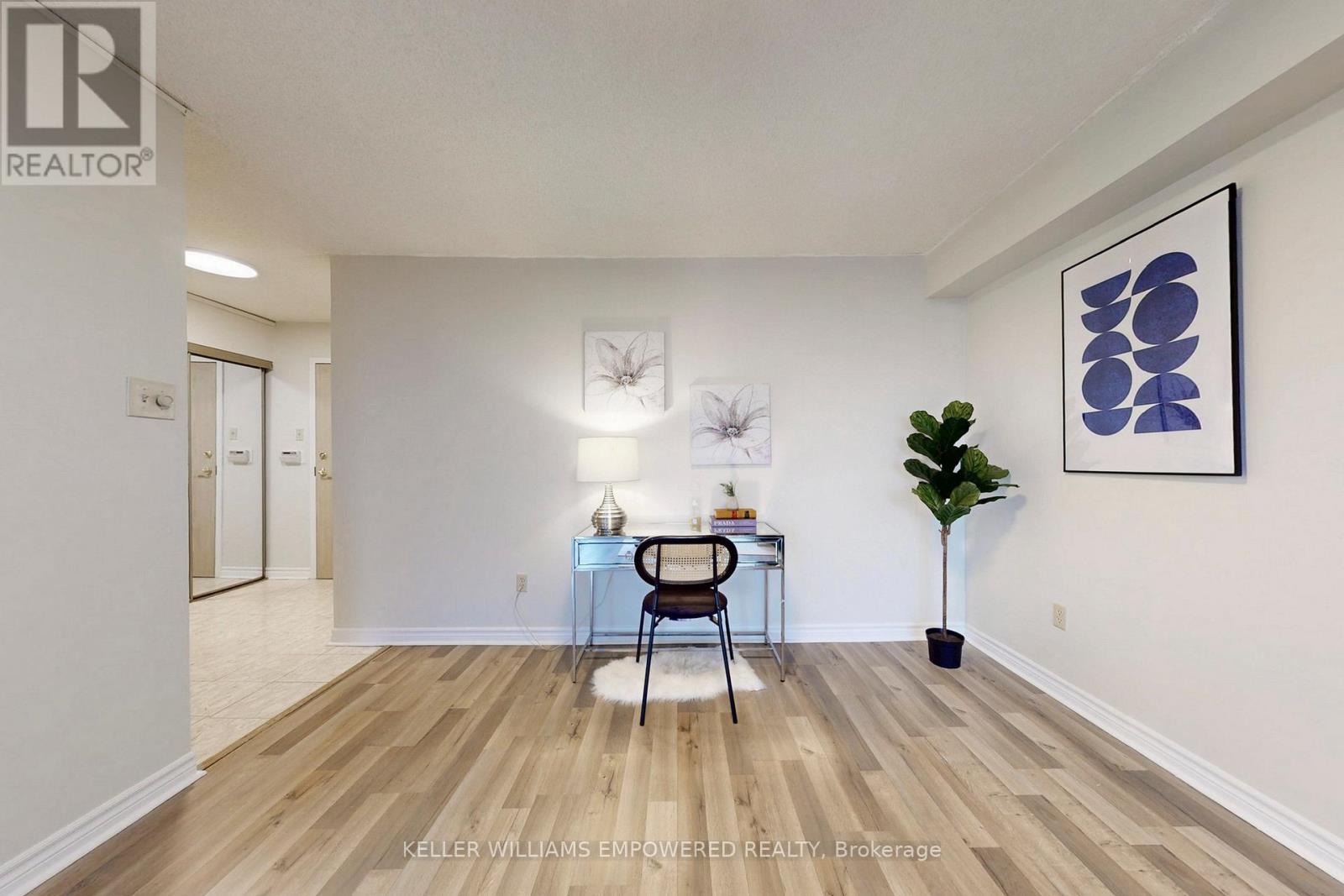 707 - 20 Harding Boulevard W, Richmond Hill, Ontario  L4C 9S4 - Photo 14 - N12530090