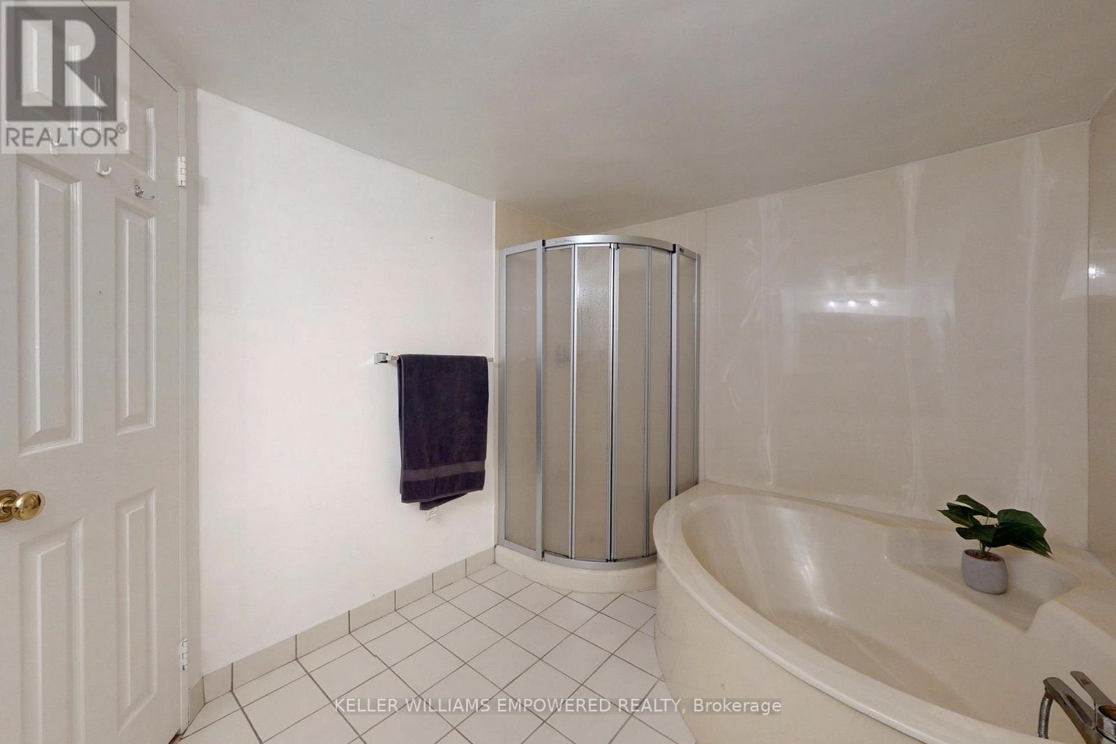 707 - 20 Harding Boulevard W, Richmond Hill, Ontario  L4C 9S4 - Photo 28 - N12530090