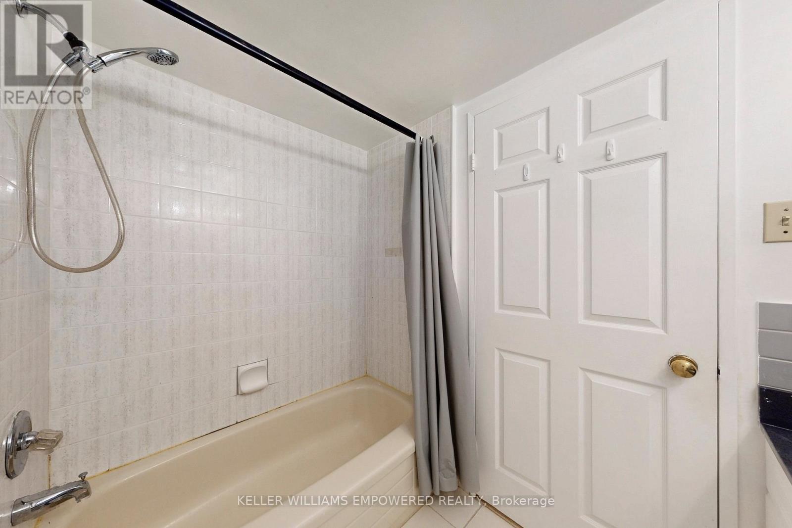 707 - 20 Harding Boulevard W, Richmond Hill, Ontario  L4C 9S4 - Photo 33 - N12530090