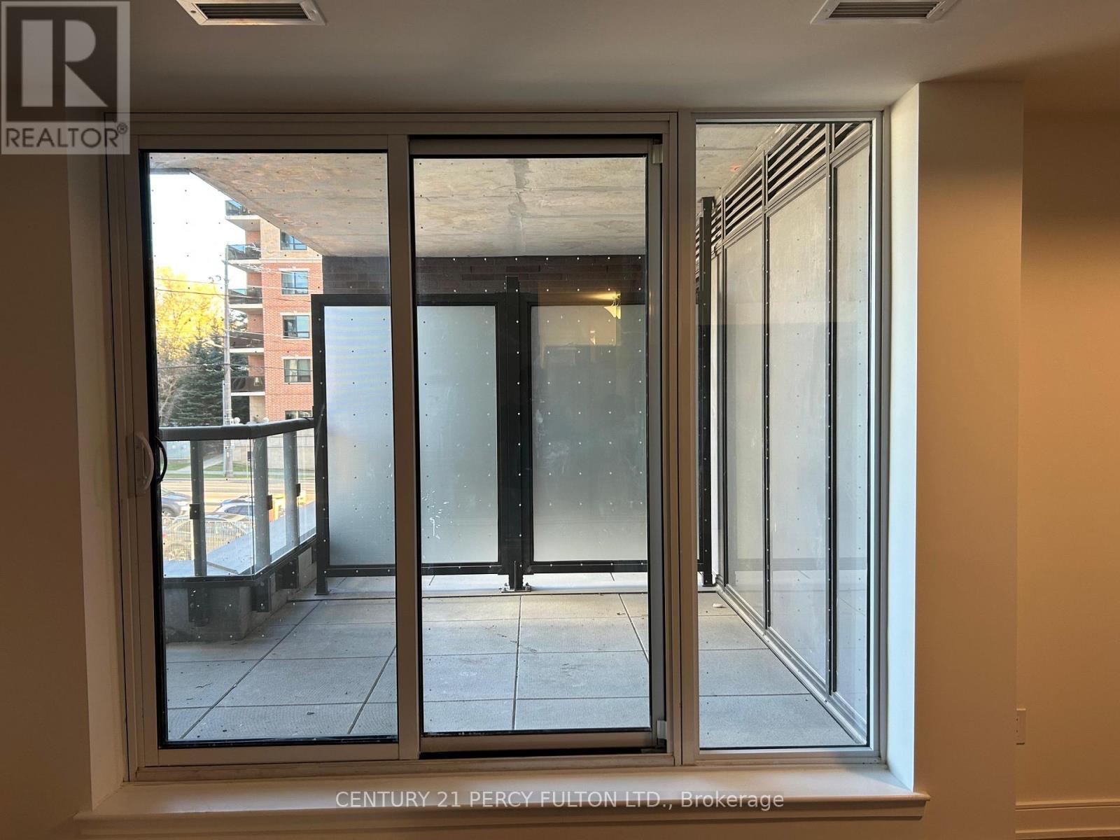 210 - 705 Davis Drive, Newmarket, Ontario  L3Y 0J1 - Photo 13 - N12530112