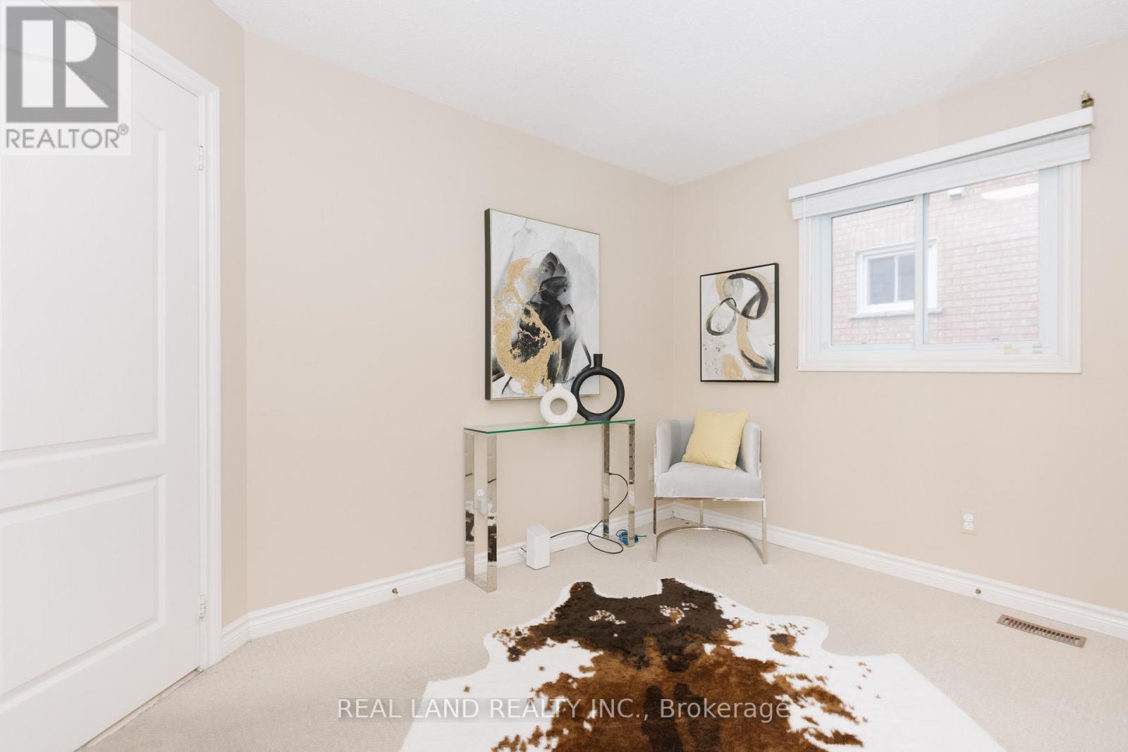 6 Mcgee Crescent, Aurora, Ontario  L4G 6L8 - Photo 14 - N12530122