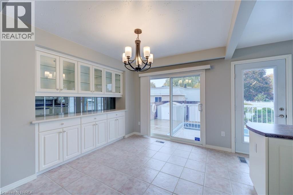 19 Melbourne Crescent, Brantford, Ontario  N3S 7G2 - Photo 10 - 40772697