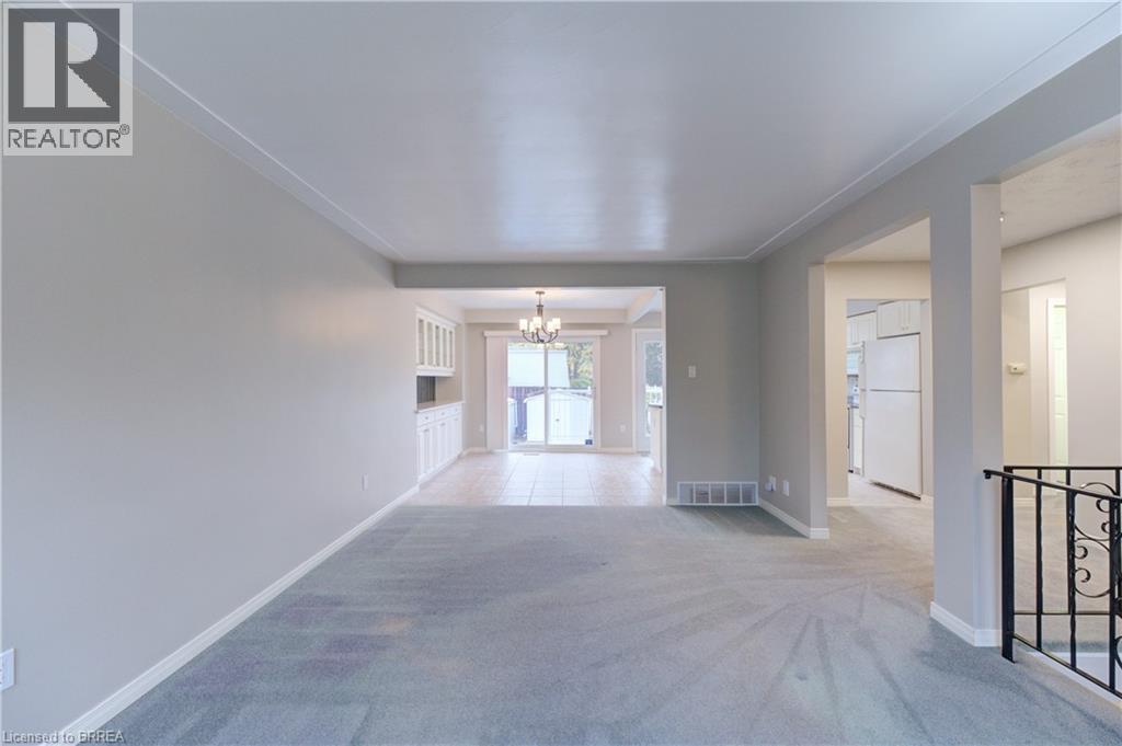 19 Melbourne Crescent, Brantford, Ontario  N3S 7G2 - Photo 8 - 40772697