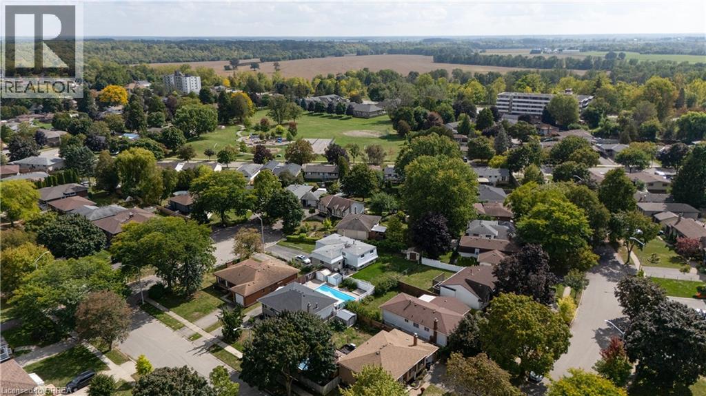 19 Melbourne Crescent, Brantford, Ontario  N3S 7G2 - Photo 46 - 40772697