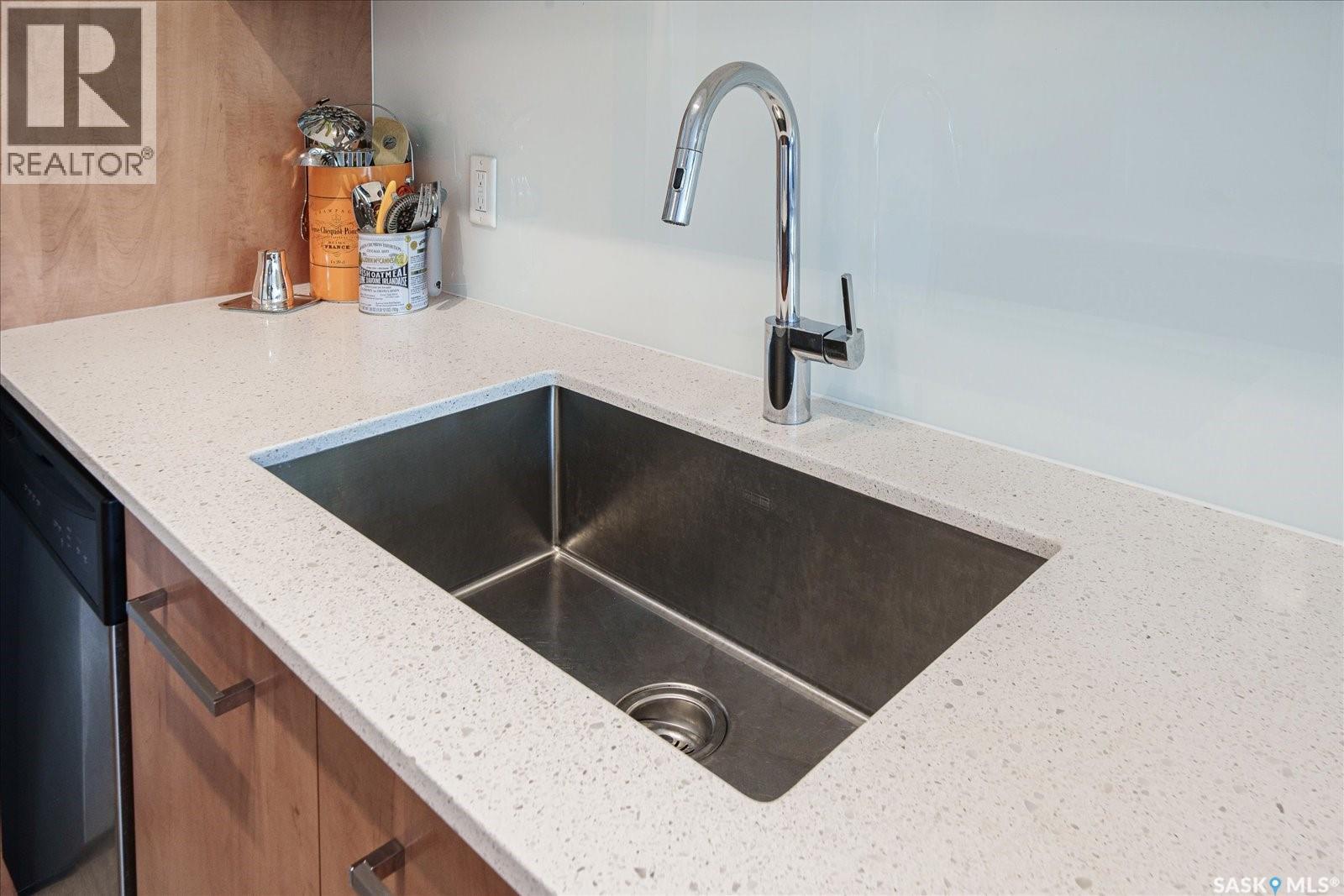 232 Sonnenschein Way, Saskatoon, Saskatchewan  S7M 5N7 - Photo 12 - SK007980