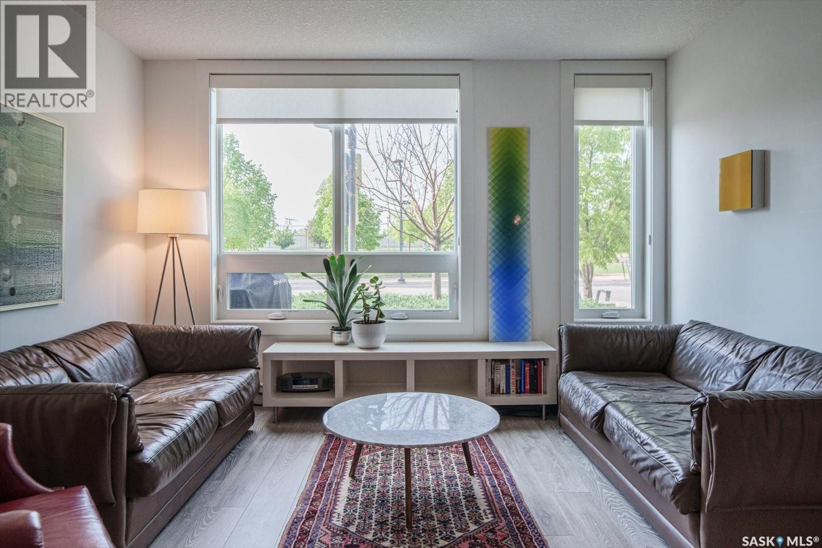 232 Sonnenschein WAY, Saskatoon, Saskatchewan