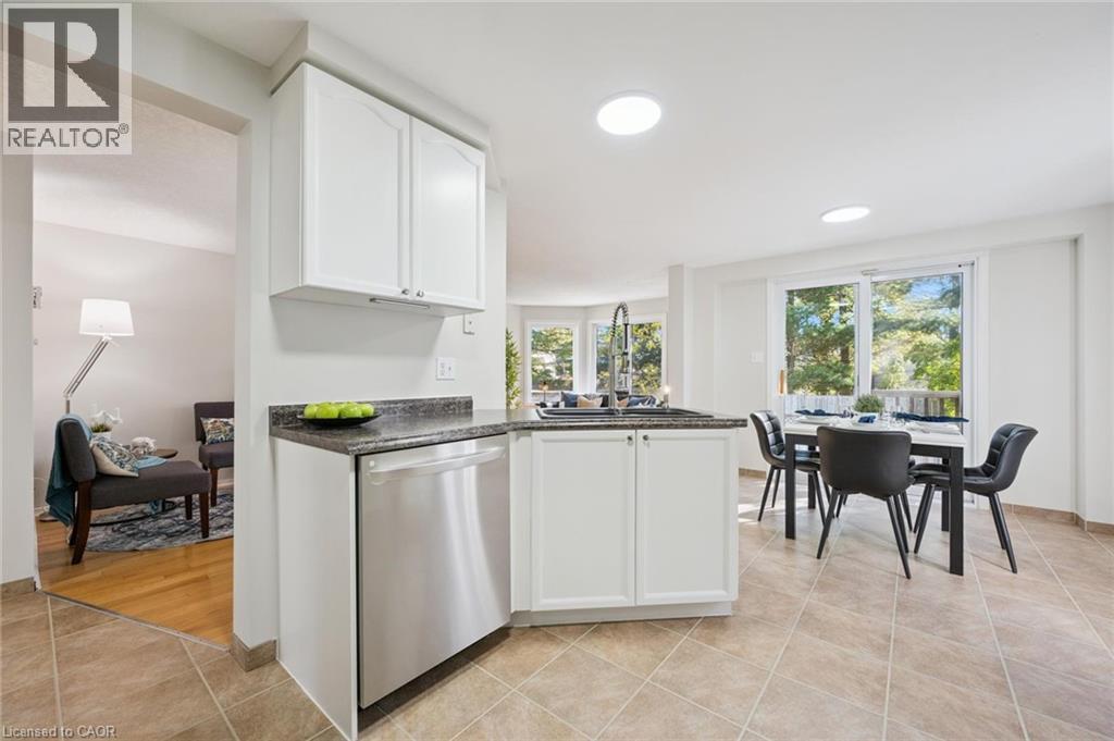 523 Exmoor Street, Waterloo, Ontario N2K 3T8 - Photo 13 - 40779552