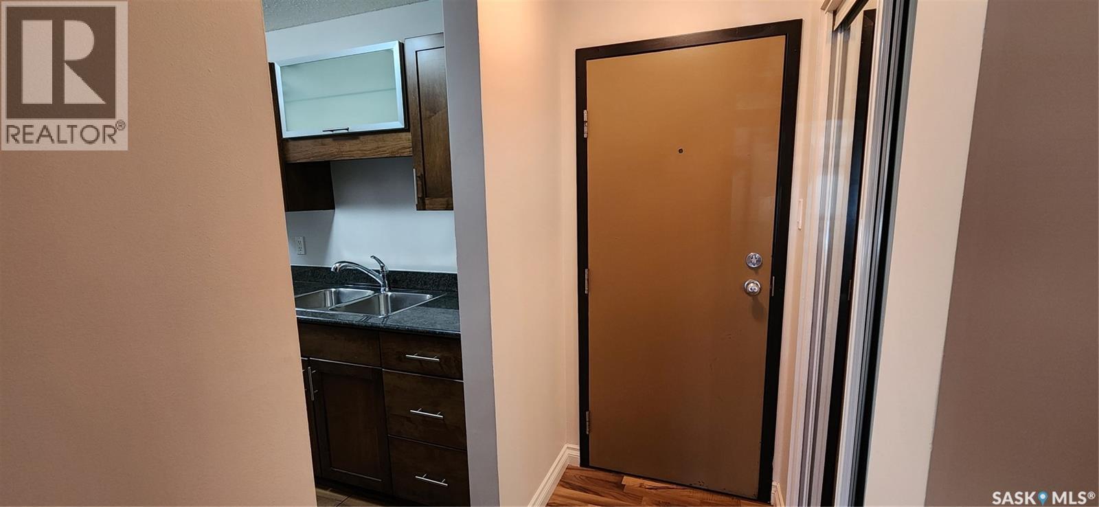 10 115 Acadia Drive, Saskatoon, Saskatchewan  S7H 4T8 - Photo 5 - SK023775