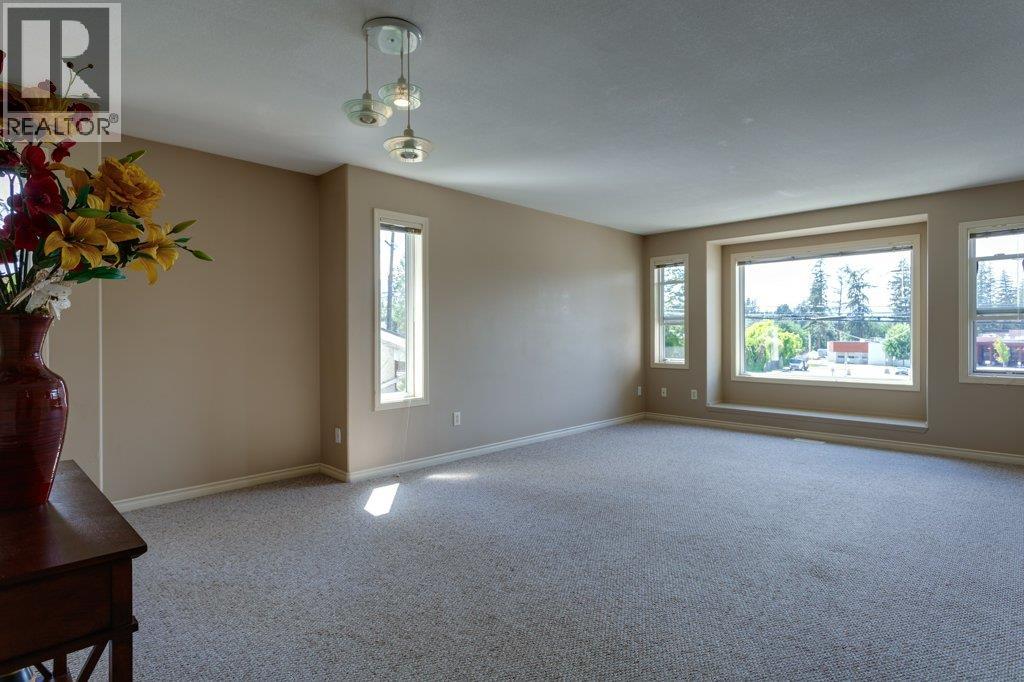 4541 Gordon Drive, Kelowna, British Columbia  V1W 1T3 - Photo 18 - 10367277