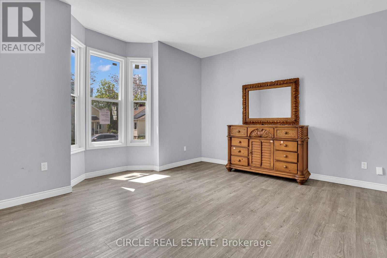 294 Louis Avenue, Windsor, Ontario  N9A 1W2 - Photo 7 - X12525688