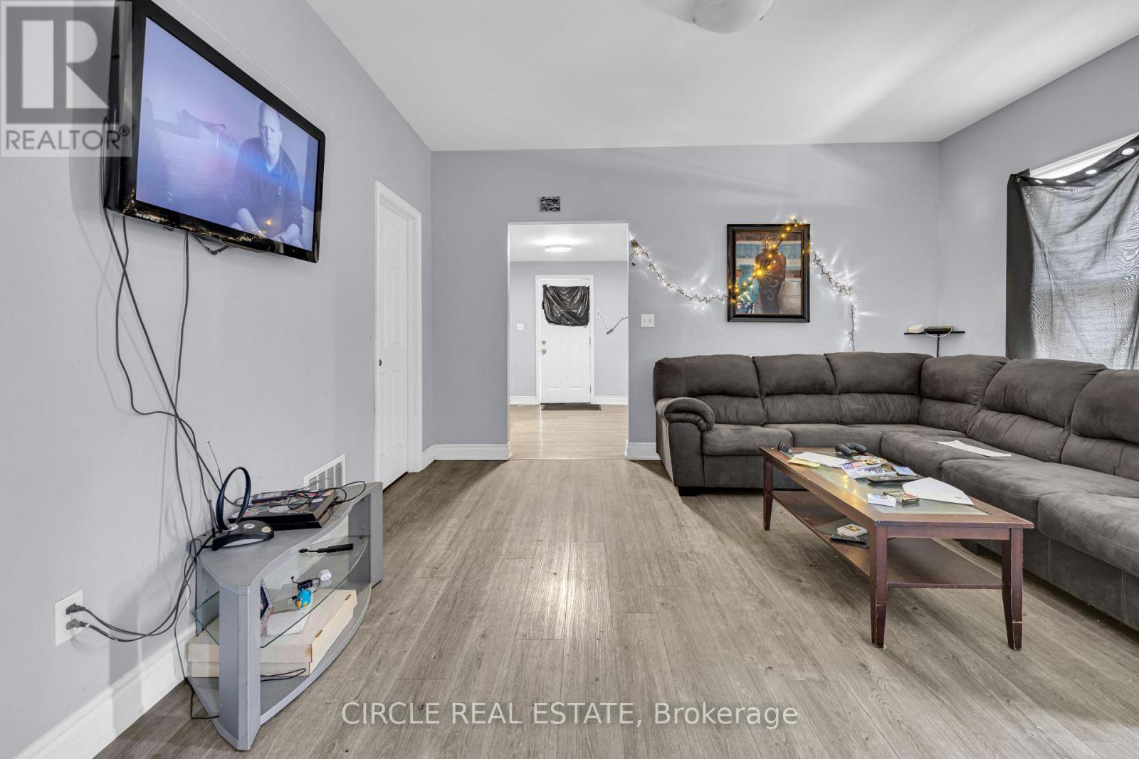 294 Louis Avenue, Windsor, Ontario  N9A 1W2 - Photo 16 - X12525688