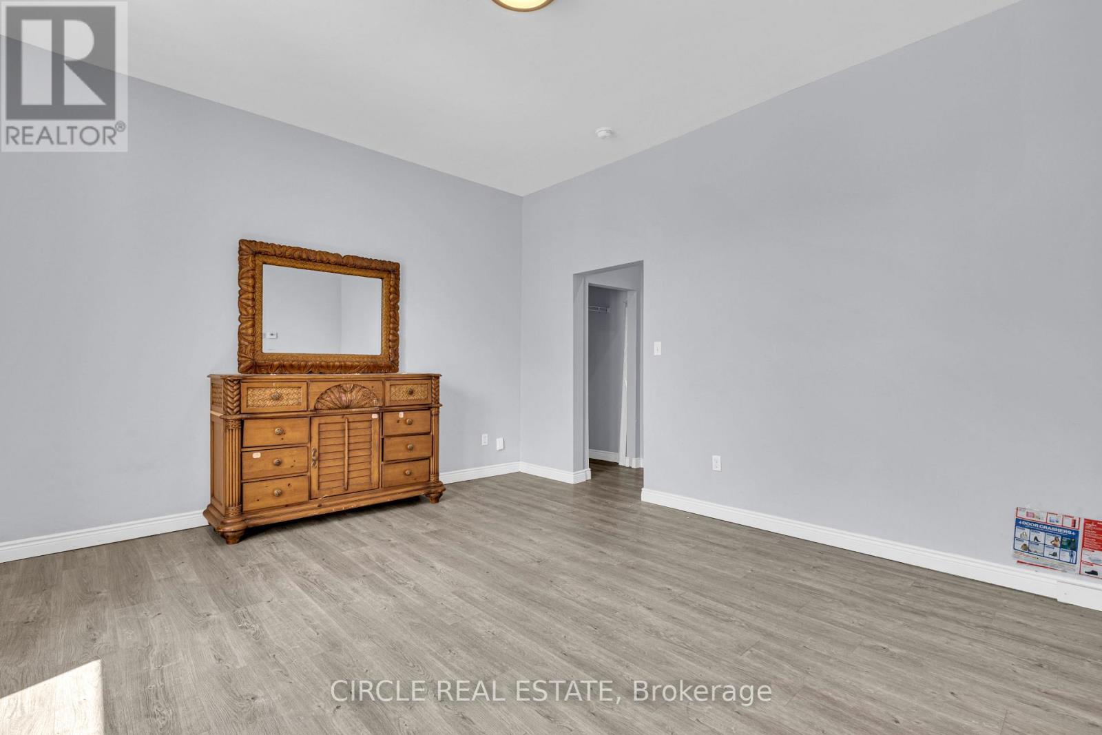 294 Louis Avenue, Windsor, Ontario  N9A 1W2 - Photo 8 - X12525688