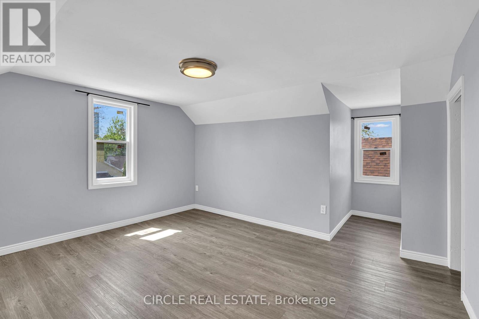 294 Louis Avenue, Windsor, Ontario  N9A 1W2 - Photo 14 - X12525688