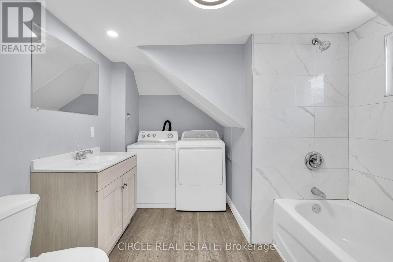 294 Louis Avenue, Windsor, Ontario  N9A 1W2 - Photo 13 - X12525688