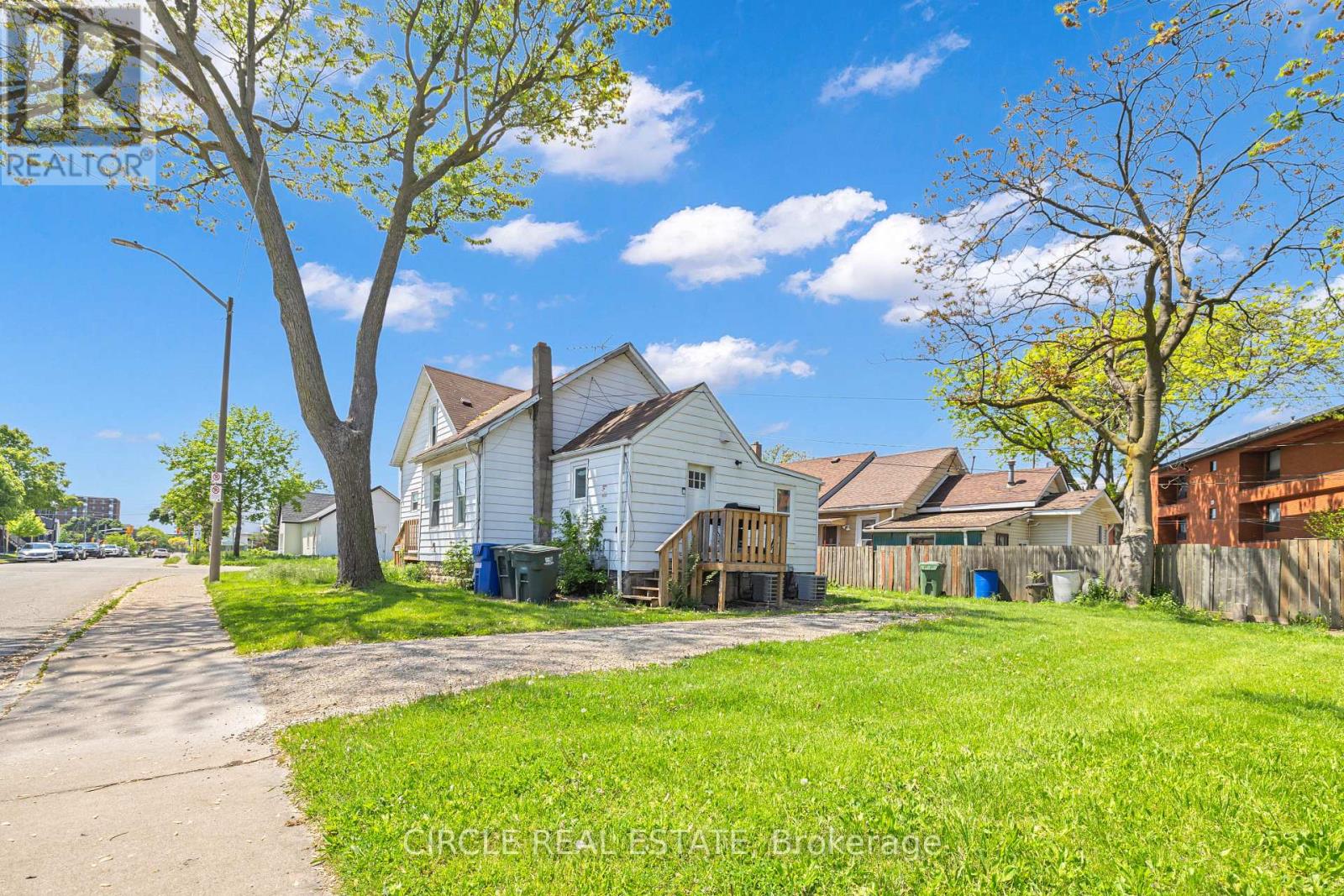 294 Louis Avenue, Windsor, Ontario  N9A 1W2 - Photo 23 - X12525688