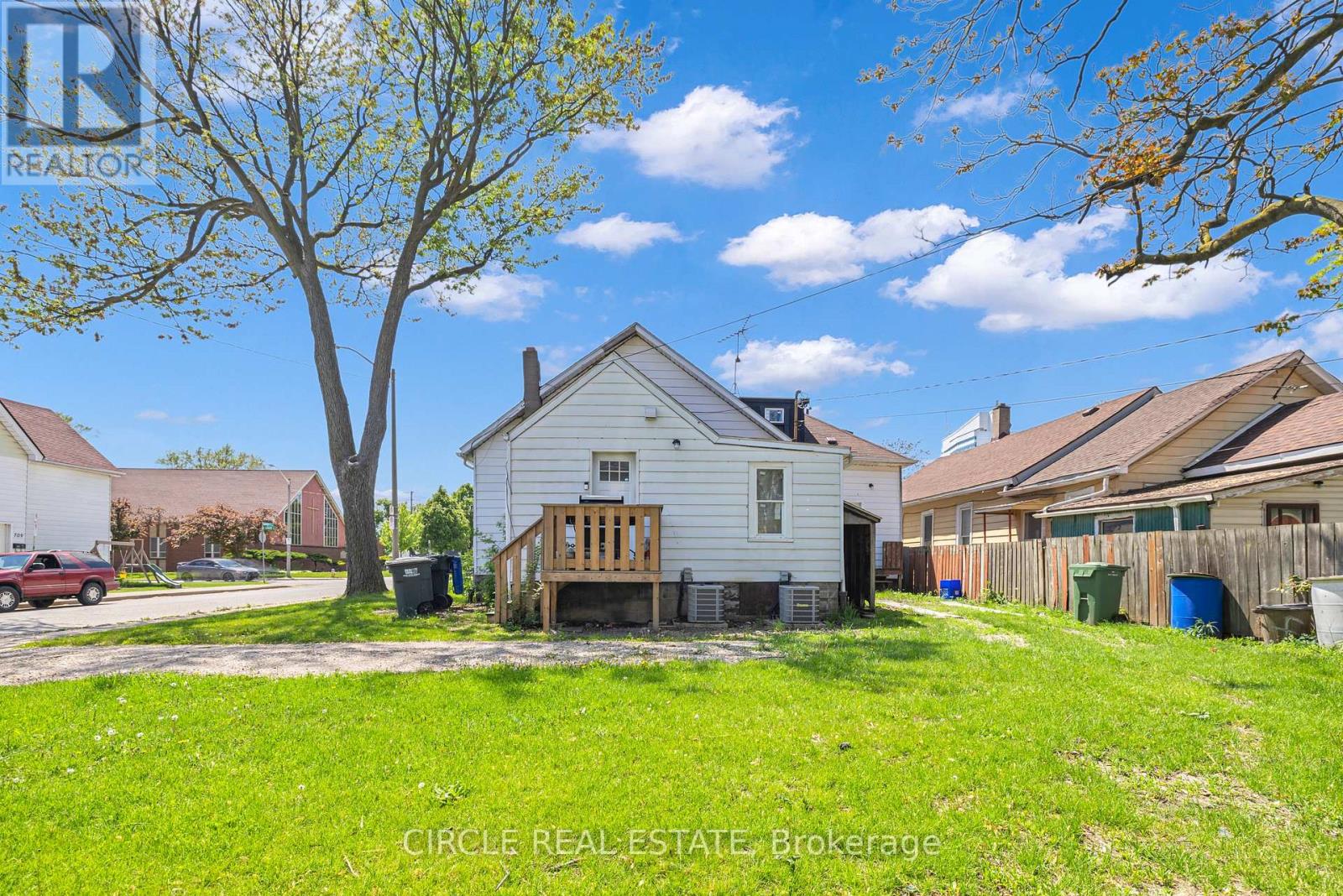 294 Louis Avenue, Windsor, Ontario  N9A 1W2 - Photo 24 - X12525688