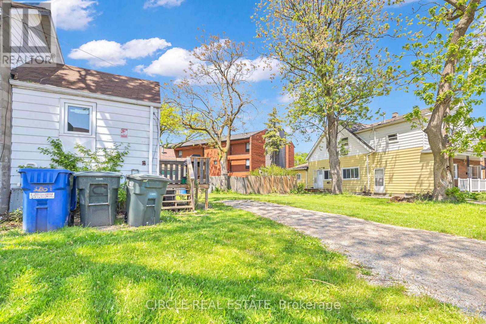 294 Louis Avenue, Windsor, Ontario  N9A 1W2 - Photo 25 - X12525688