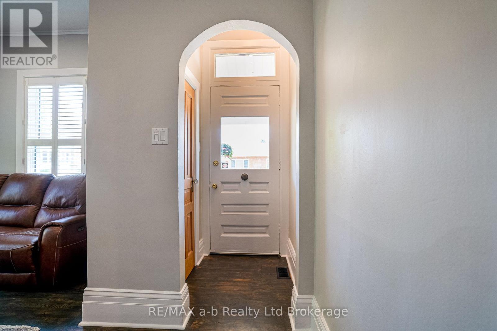 671 Henry Street, Woodstock, Ontario  N4S 1Y2 - Photo 13 - X12530190