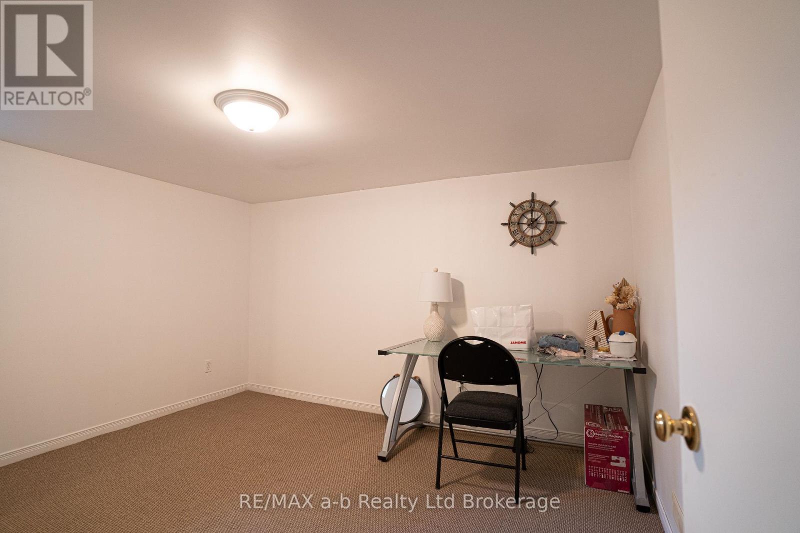 671 Henry Street, Woodstock, Ontario  N4S 1Y2 - Photo 18 - X12530190