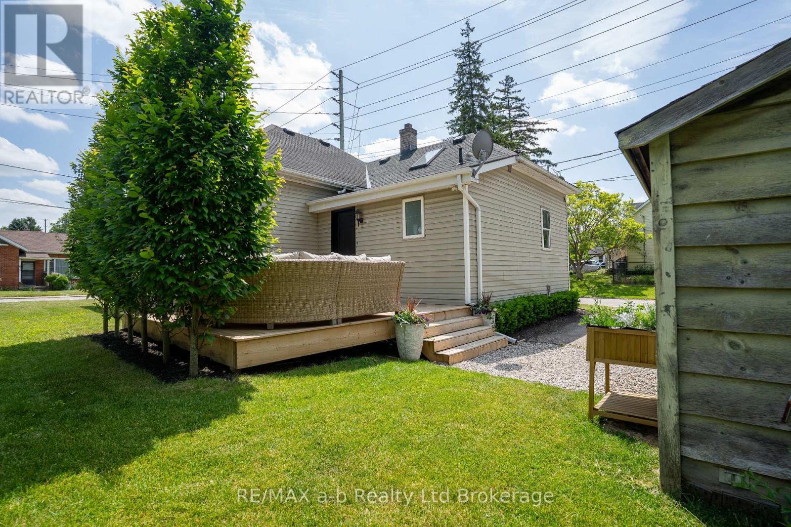 671 Henry Street, Woodstock, Ontario  N4S 1Y2 - Photo 7 - X12530190